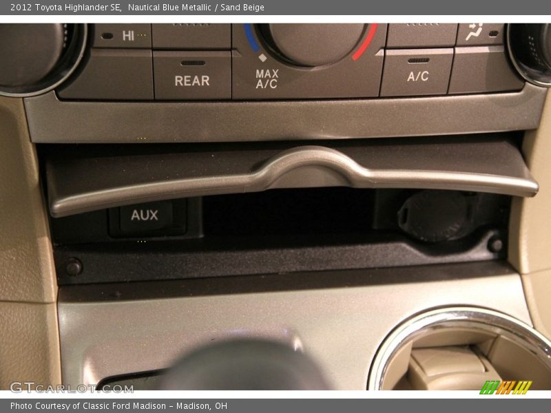 Nautical Blue Metallic / Sand Beige 2012 Toyota Highlander SE