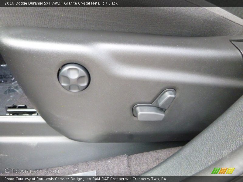 Granite Crystal Metallic / Black 2016 Dodge Durango SXT AWD