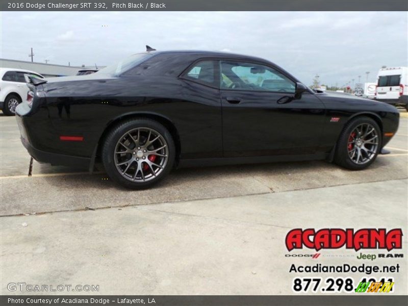 Pitch Black / Black 2016 Dodge Challenger SRT 392