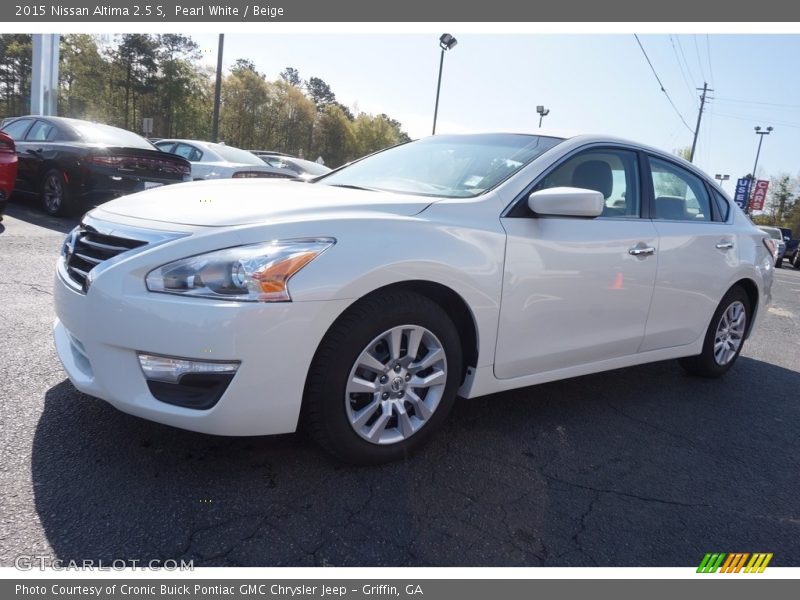 Pearl White / Beige 2015 Nissan Altima 2.5 S
