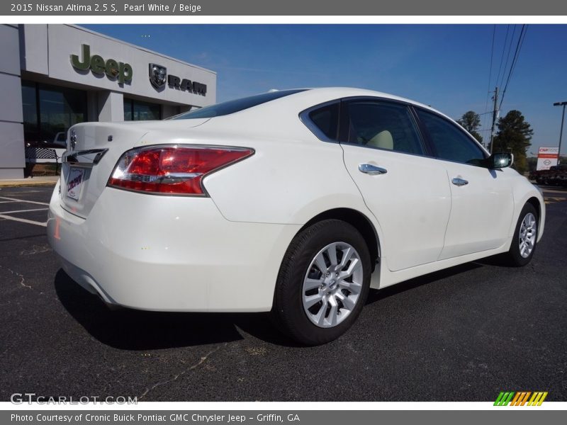 Pearl White / Beige 2015 Nissan Altima 2.5 S
