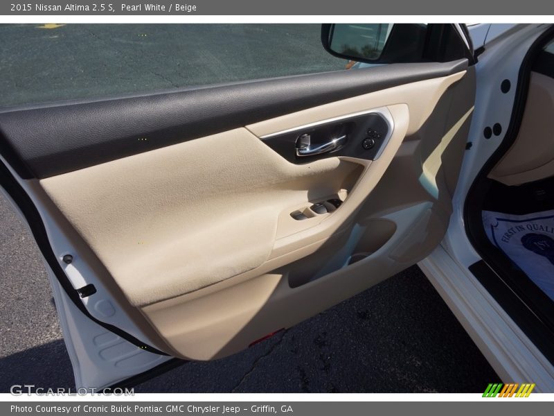 Pearl White / Beige 2015 Nissan Altima 2.5 S