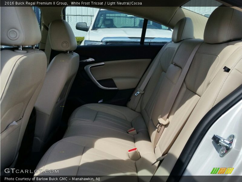 White Frost Tricoat / Light Neutral/Cocoa 2016 Buick Regal Premium II Group