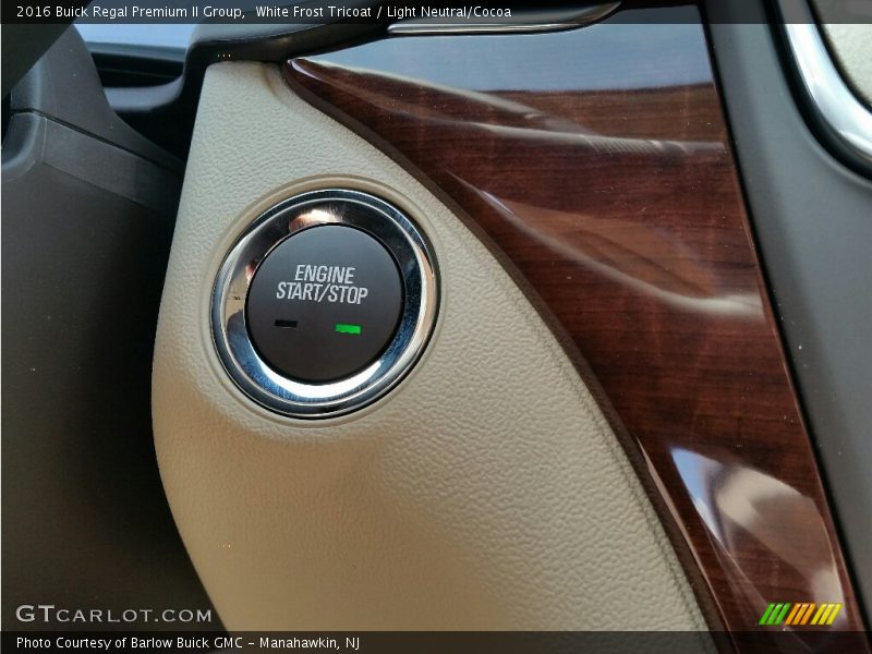 White Frost Tricoat / Light Neutral/Cocoa 2016 Buick Regal Premium II Group