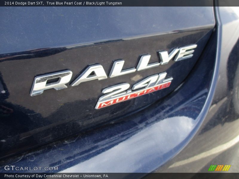 True Blue Pearl Coat / Black/Light Tungsten 2014 Dodge Dart SXT