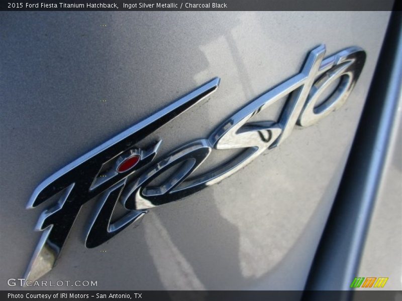 Ingot Silver Metallic / Charcoal Black 2015 Ford Fiesta Titanium Hatchback