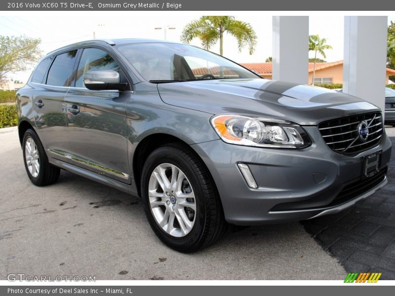 Osmium Grey Metallic / Beige 2016 Volvo XC60 T5 Drive-E