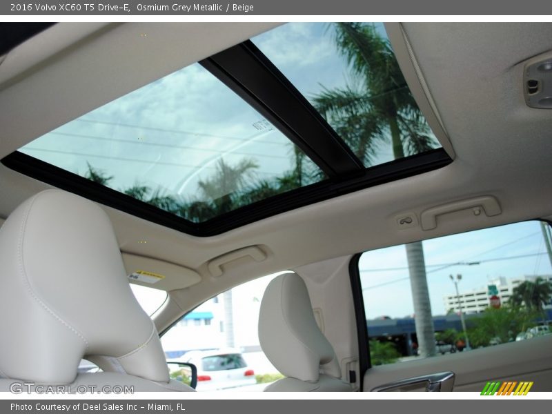 Sunroof of 2016 XC60 T5 Drive-E