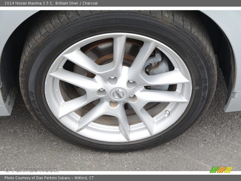 Brilliant Silver / Charcoal 2014 Nissan Maxima 3.5 S