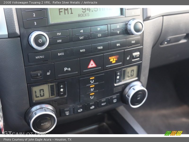 Reflex Silver Metallic / Anthracite 2008 Volkswagen Touareg 2 VR6