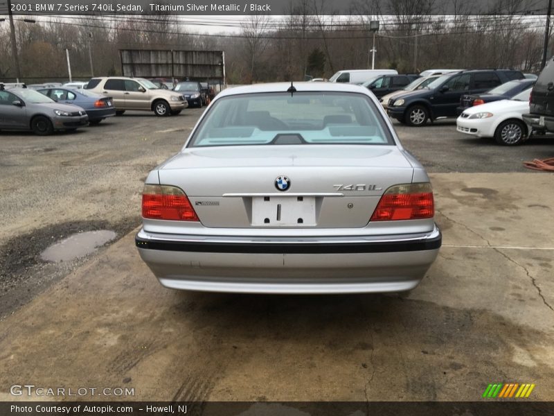 Titanium Silver Metallic / Black 2001 BMW 7 Series 740iL Sedan