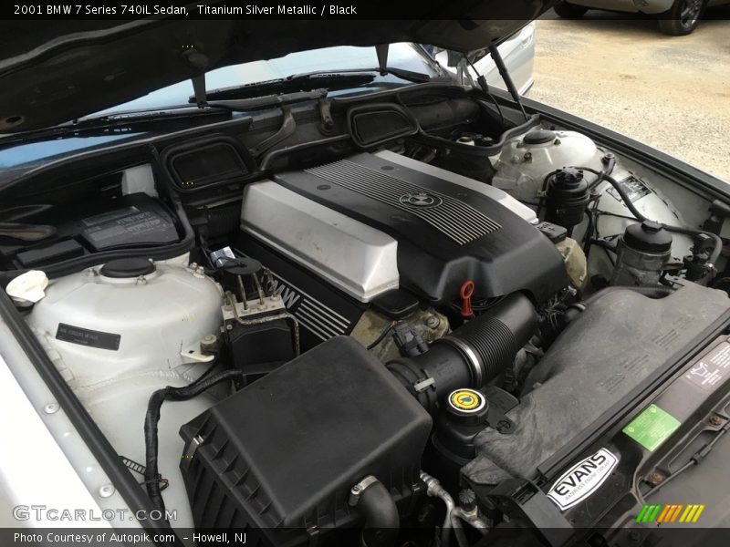 Titanium Silver Metallic / Black 2001 BMW 7 Series 740iL Sedan