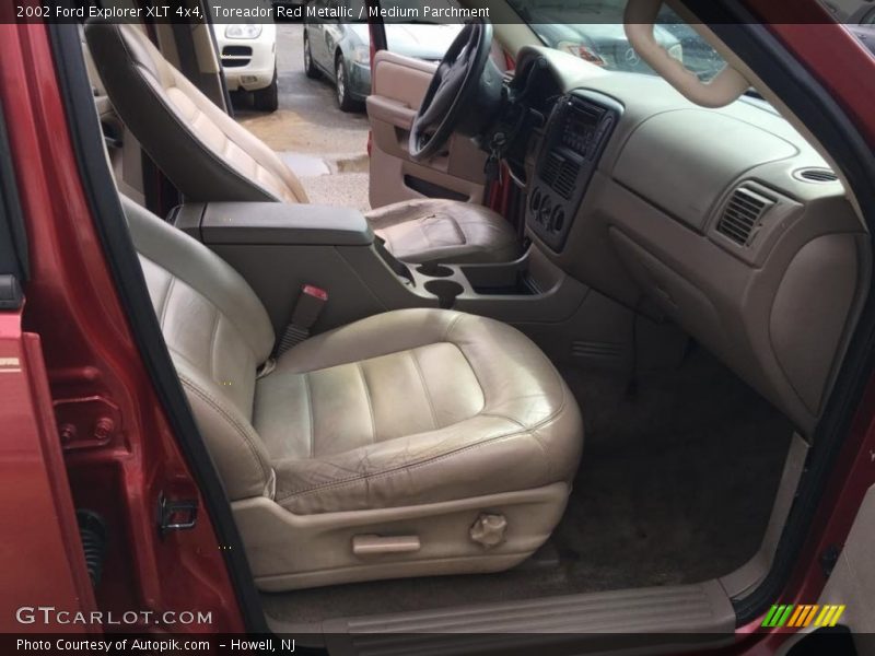Toreador Red Metallic / Medium Parchment 2002 Ford Explorer XLT 4x4