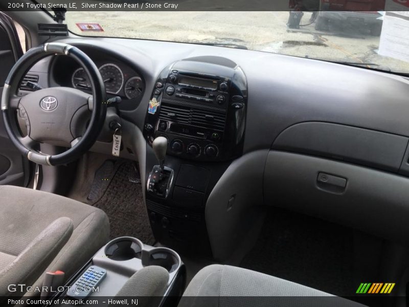 Silver Shadow Pearl / Stone Gray 2004 Toyota Sienna LE