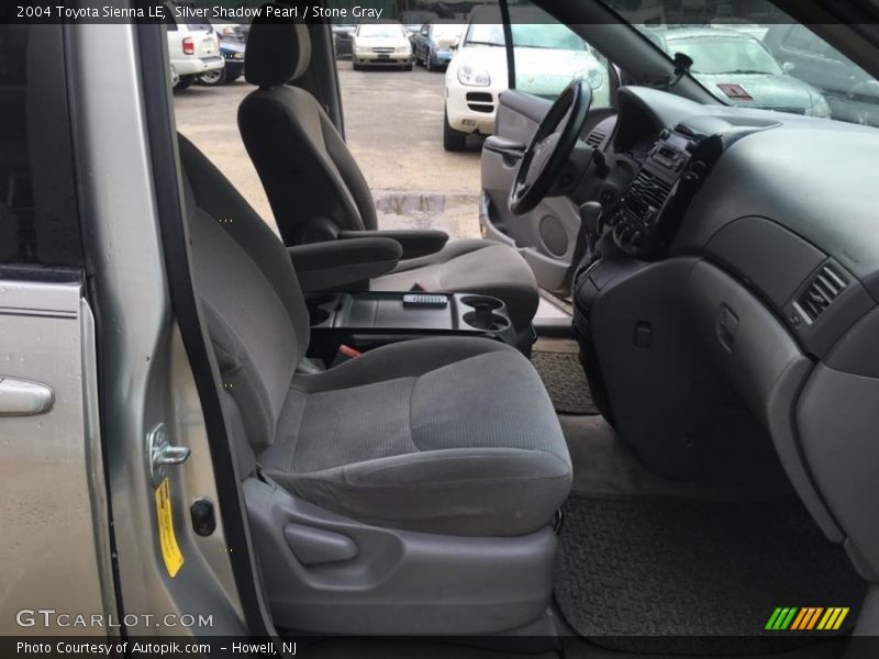 Silver Shadow Pearl / Stone Gray 2004 Toyota Sienna LE