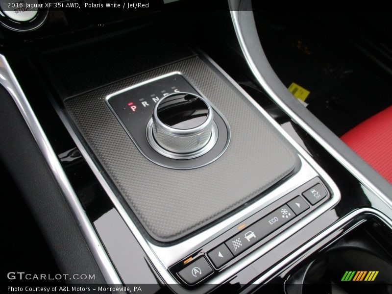  2016 XF 35t AWD 8 Speed Automatic Shifter