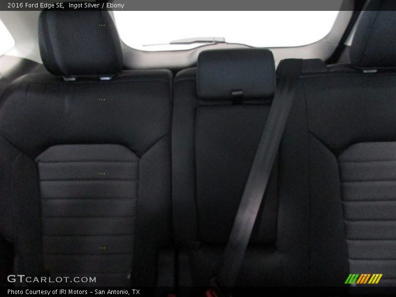 Ingot Silver / Ebony 2016 Ford Edge SE