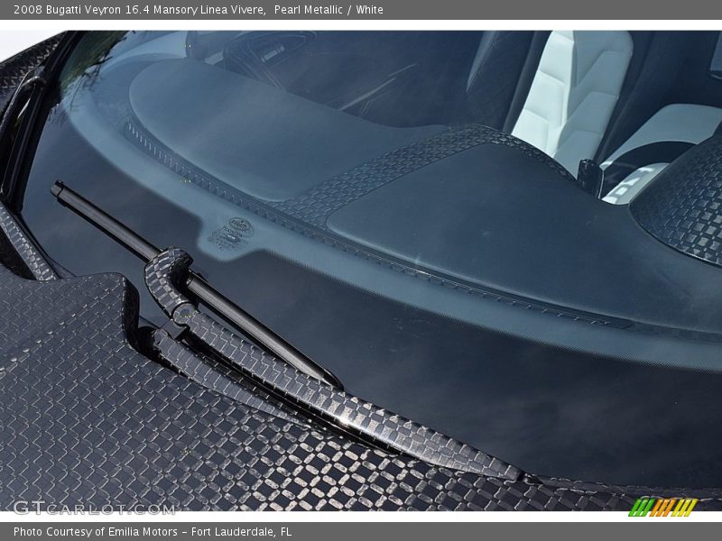 Pearl Metallic / White 2008 Bugatti Veyron 16.4 Mansory Linea Vivere