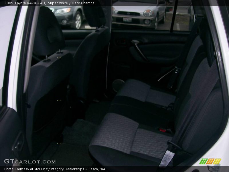 Super White / Dark Charcoal 2005 Toyota RAV4 4WD