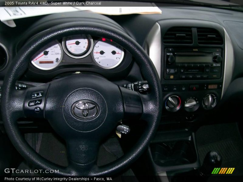 Super White / Dark Charcoal 2005 Toyota RAV4 4WD