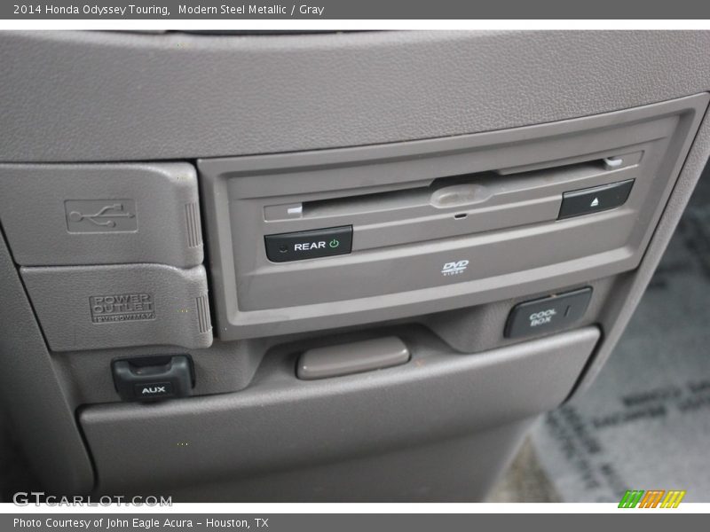 Modern Steel Metallic / Gray 2014 Honda Odyssey Touring