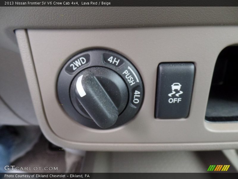 Lava Red / Beige 2013 Nissan Frontier SV V6 Crew Cab 4x4
