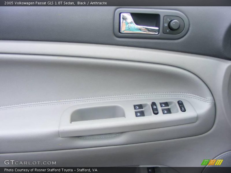 Black / Anthracite 2005 Volkswagen Passat GLS 1.8T Sedan