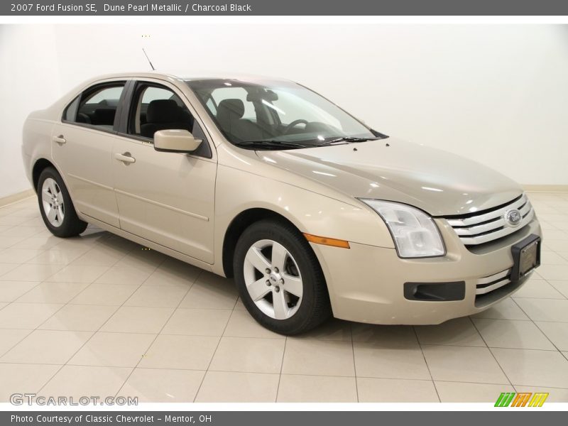 Dune Pearl Metallic / Charcoal Black 2007 Ford Fusion SE