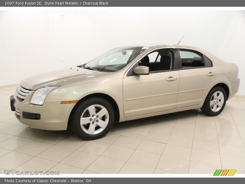 Dune Pearl Metallic / Charcoal Black 2007 Ford Fusion SE