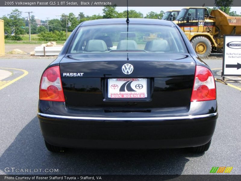 Black / Anthracite 2005 Volkswagen Passat GLS 1.8T Sedan