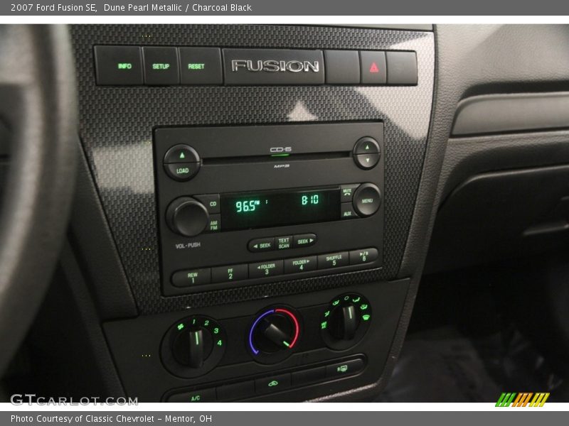 Dune Pearl Metallic / Charcoal Black 2007 Ford Fusion SE