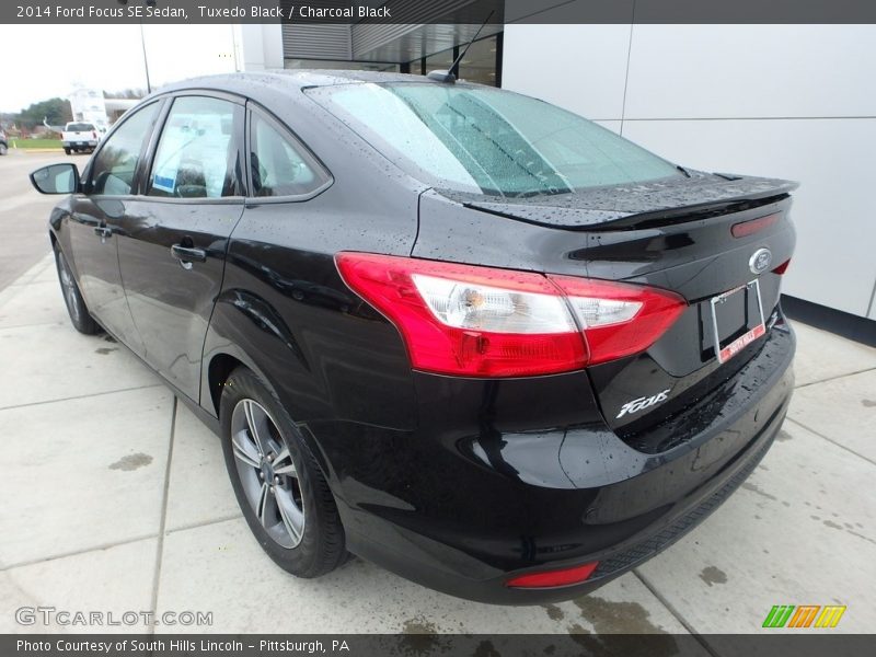 Tuxedo Black / Charcoal Black 2014 Ford Focus SE Sedan