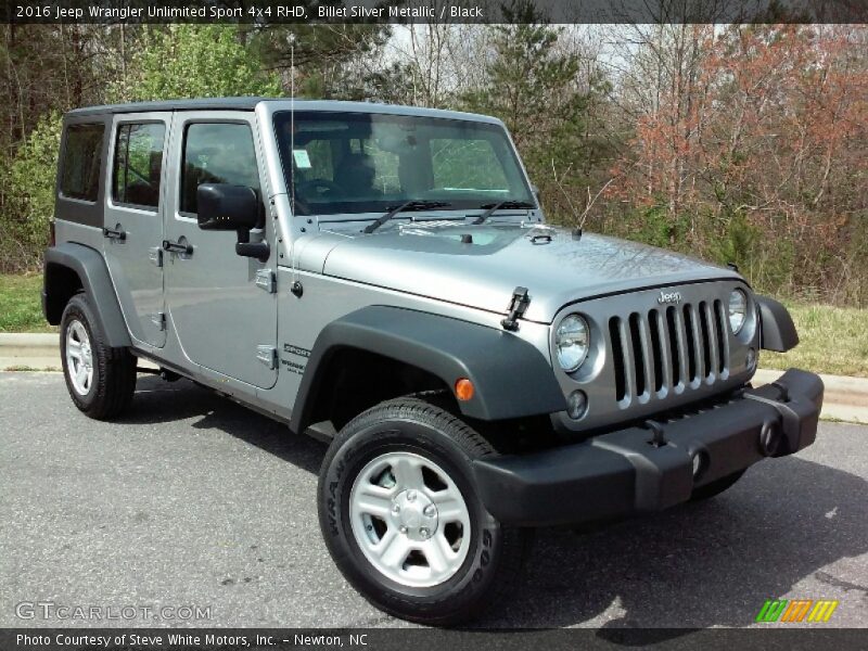 Front 3/4 View of 2016 Wrangler Unlimited Sport 4x4 RHD