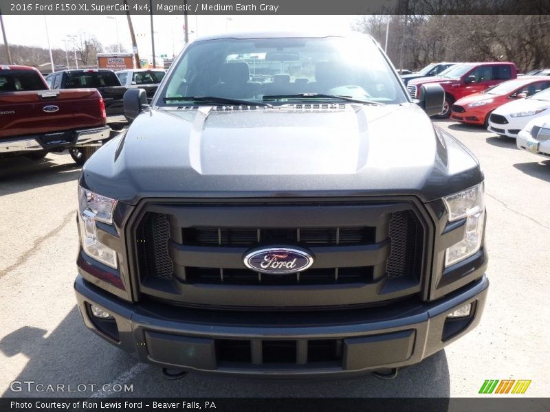 Magnetic / Medium Earth Gray 2016 Ford F150 XL SuperCab 4x4