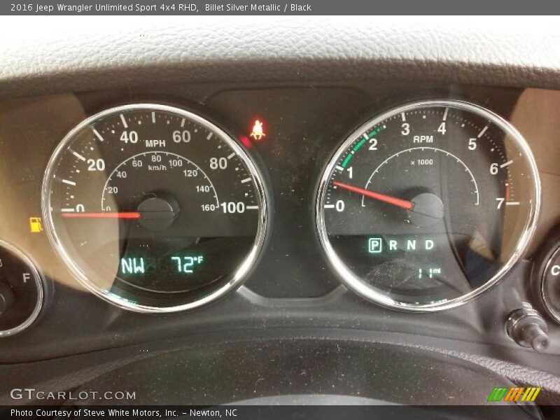 Billet Silver Metallic / Black 2016 Jeep Wrangler Unlimited Sport 4x4 RHD