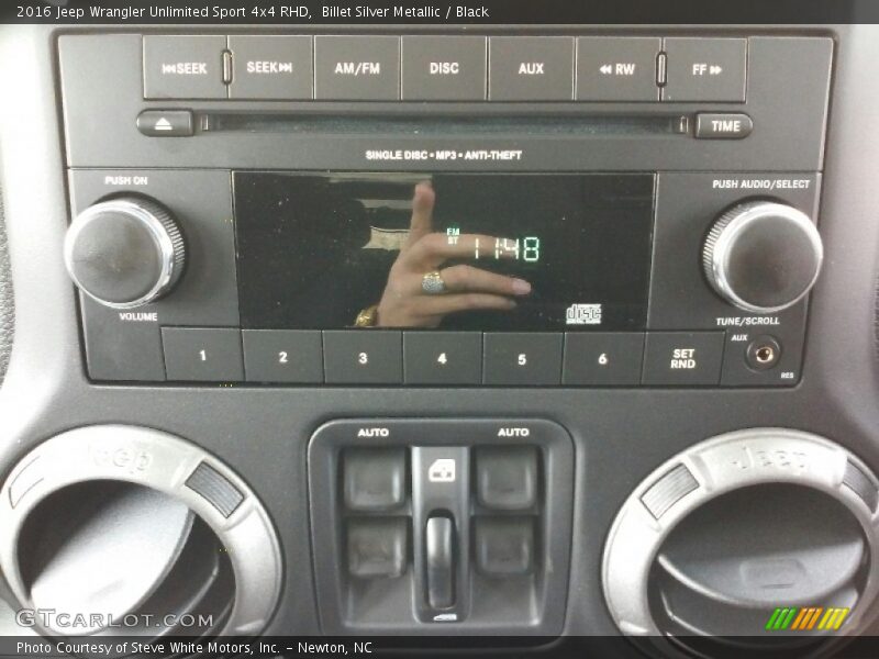 Billet Silver Metallic / Black 2016 Jeep Wrangler Unlimited Sport 4x4 RHD