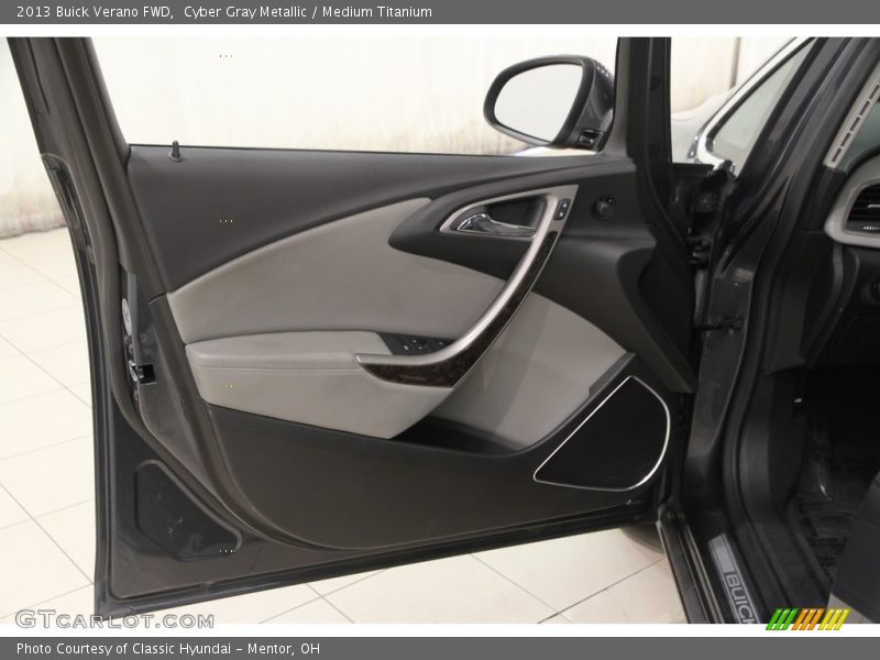 Cyber Gray Metallic / Medium Titanium 2013 Buick Verano FWD