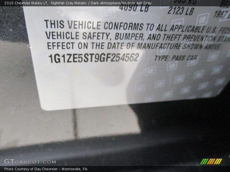 Nightfall Gray Metallic / Dark Atmosphere/Medium Ash Gray 2016 Chevrolet Malibu LT