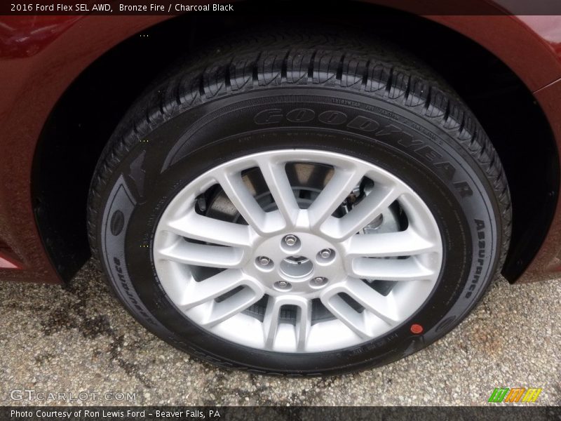  2016 Flex SEL AWD Wheel