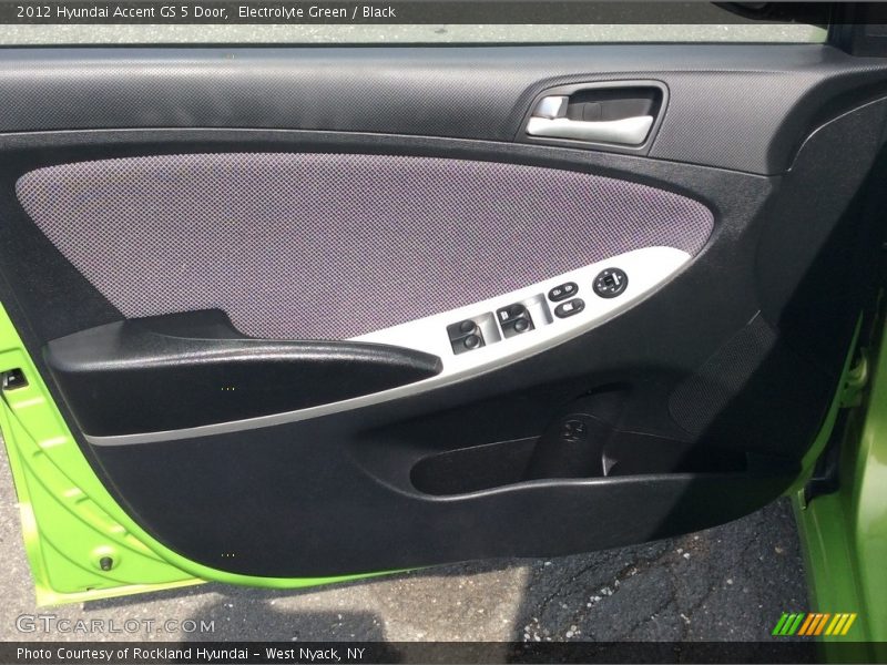 Electrolyte Green / Black 2012 Hyundai Accent GS 5 Door