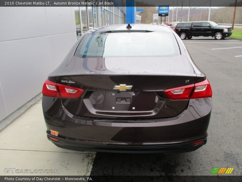 Autumn Bronze Metallic / Jet Black 2016 Chevrolet Malibu LT