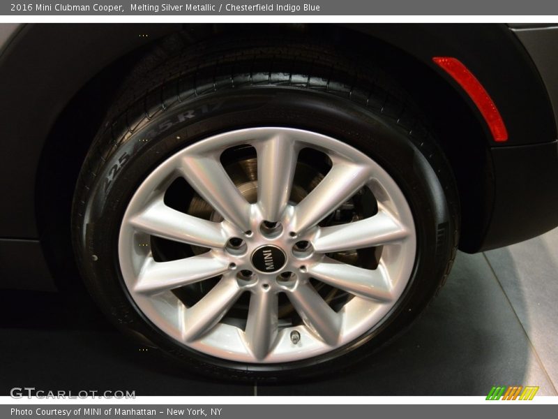 Melting Silver Metallic / Chesterfield Indigo Blue 2016 Mini Clubman Cooper