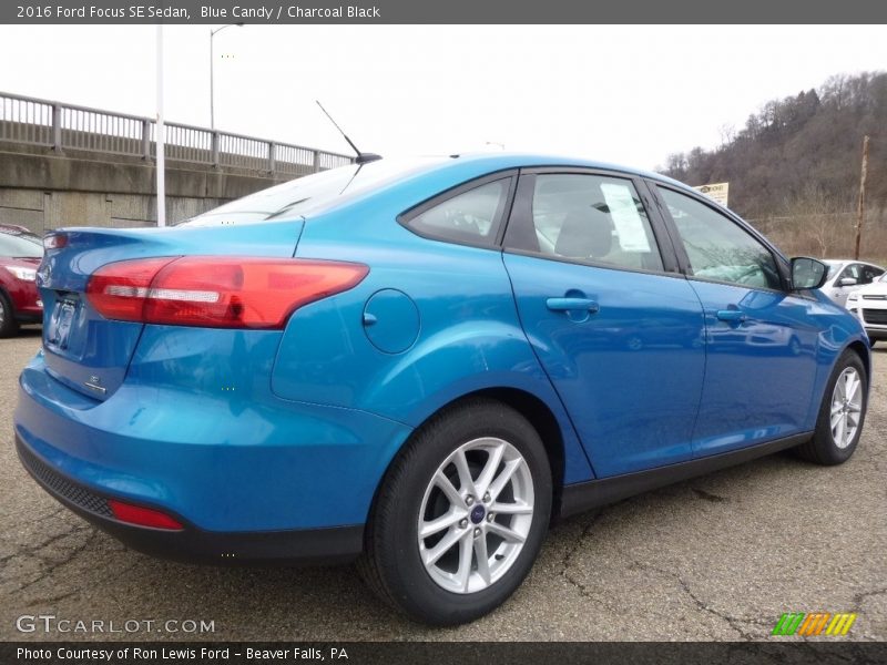 Blue Candy / Charcoal Black 2016 Ford Focus SE Sedan