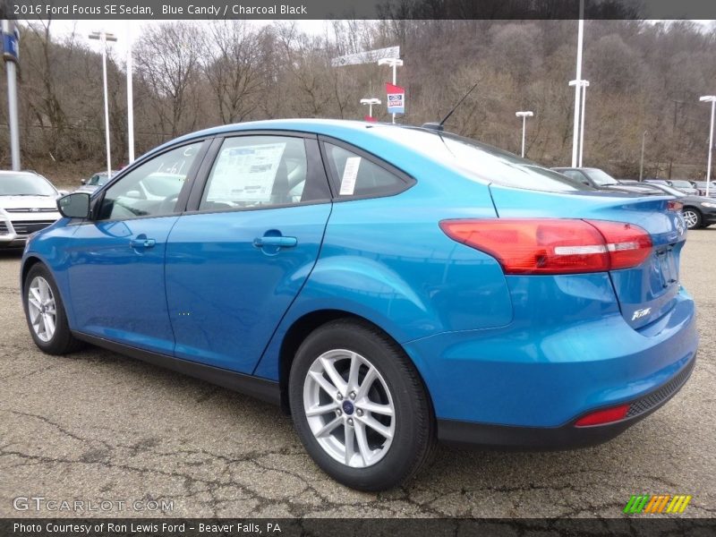 Blue Candy / Charcoal Black 2016 Ford Focus SE Sedan