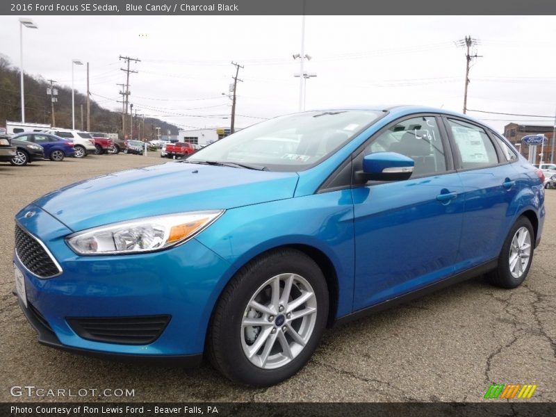 Blue Candy / Charcoal Black 2016 Ford Focus SE Sedan