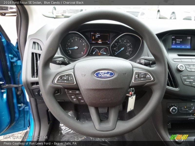 Blue Candy / Charcoal Black 2016 Ford Focus SE Sedan