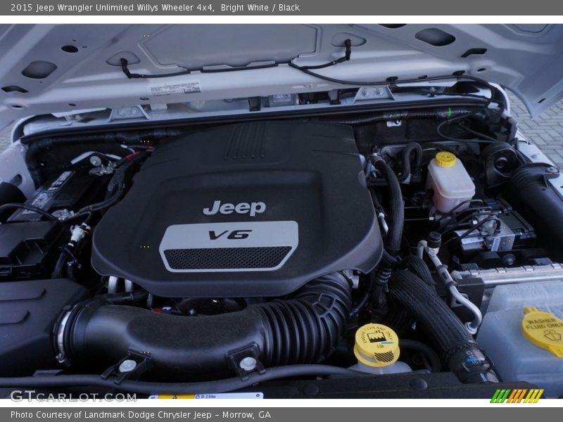 Bright White / Black 2015 Jeep Wrangler Unlimited Willys Wheeler 4x4