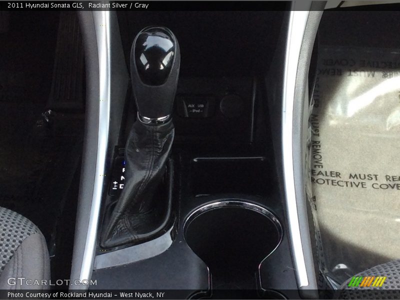 Radiant Silver / Gray 2011 Hyundai Sonata GLS
