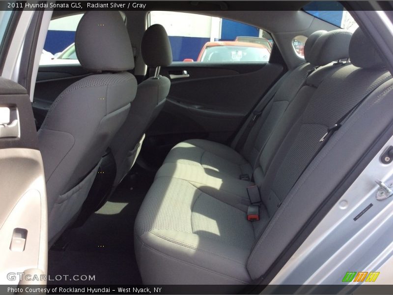 Radiant Silver / Gray 2011 Hyundai Sonata GLS