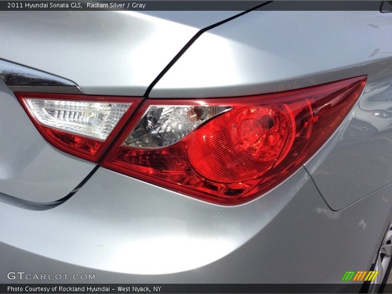 Radiant Silver / Gray 2011 Hyundai Sonata GLS